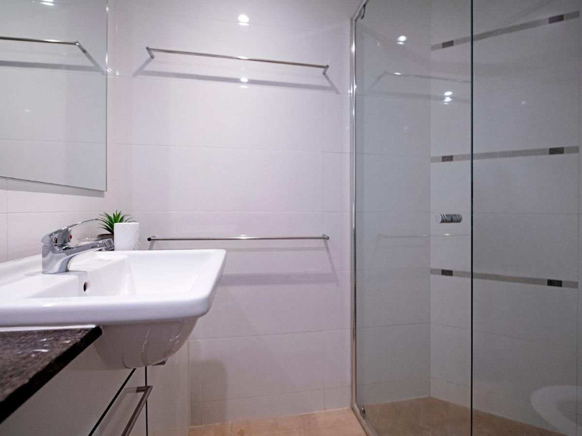 Modern 2 Bedroom Apartment In Sierra Grand - Coasthm Голд-Кост Екстер'єр фото