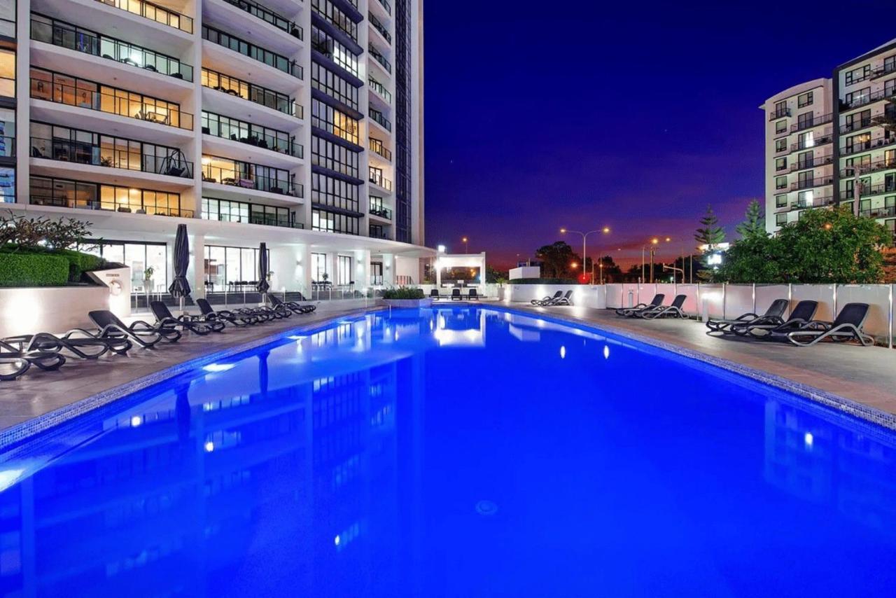 Modern 2 Bedroom Apartment In Sierra Grand - Coasthm Голд-Кост Екстер'єр фото